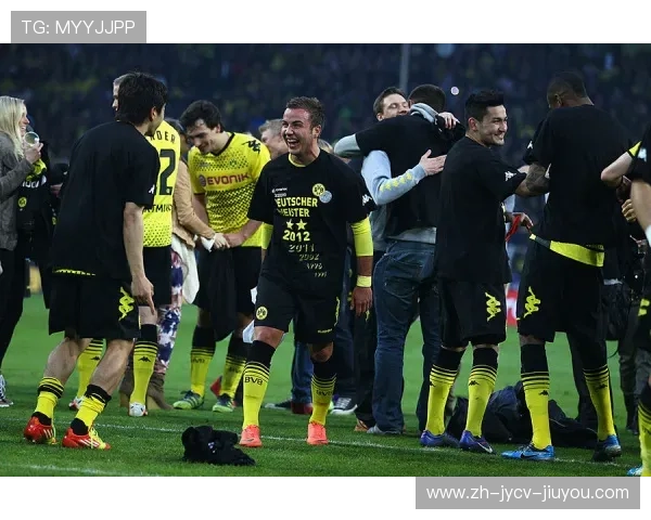 德甲各球队球员名单及转会动态总览